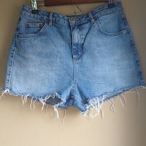 Topshop cut off high rise mom jean shorts size 10